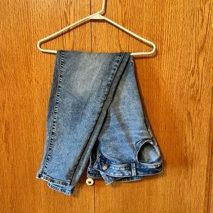 Maurices light wash skinny jeans high rise xl